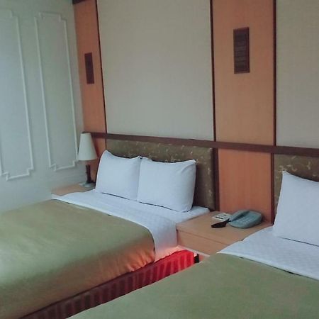 Tainan Takatama Hotel Bagian luar foto